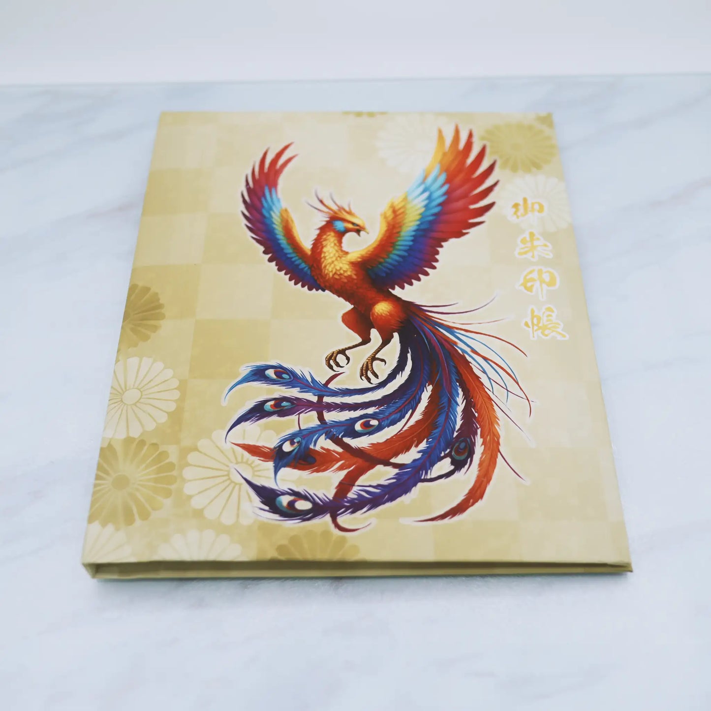 【書き置き御朱印帳-鳳凰2】正面下からの煽りアングル写真